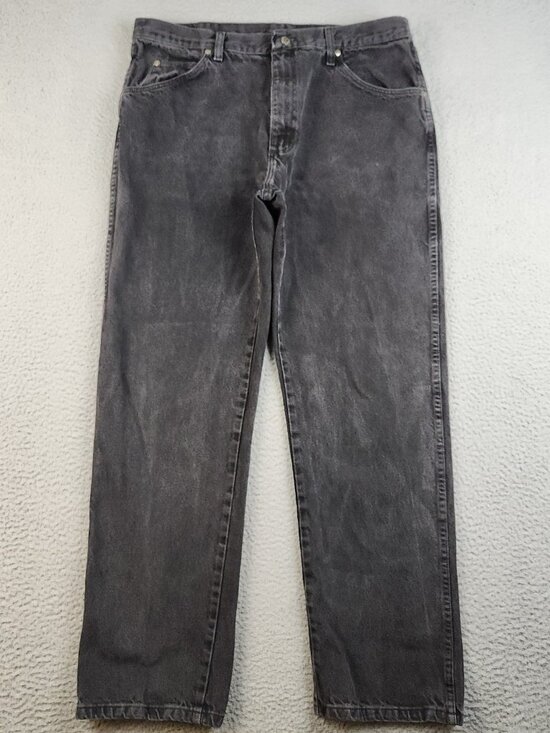 Wrangler Jeans Mens 38x32 Black Straight Regular Classic Denim Pants Cowboy - Picture 1 of 9